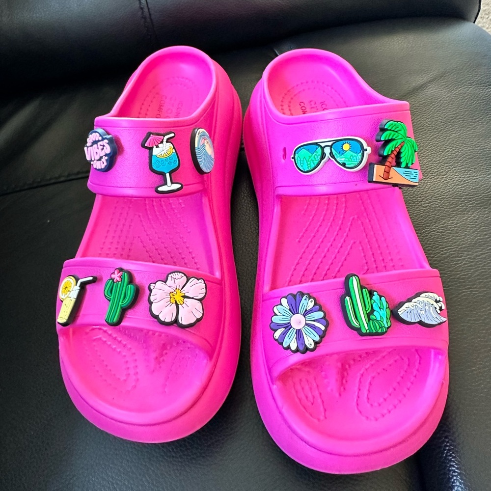 Crocs platform sandals hot pink
